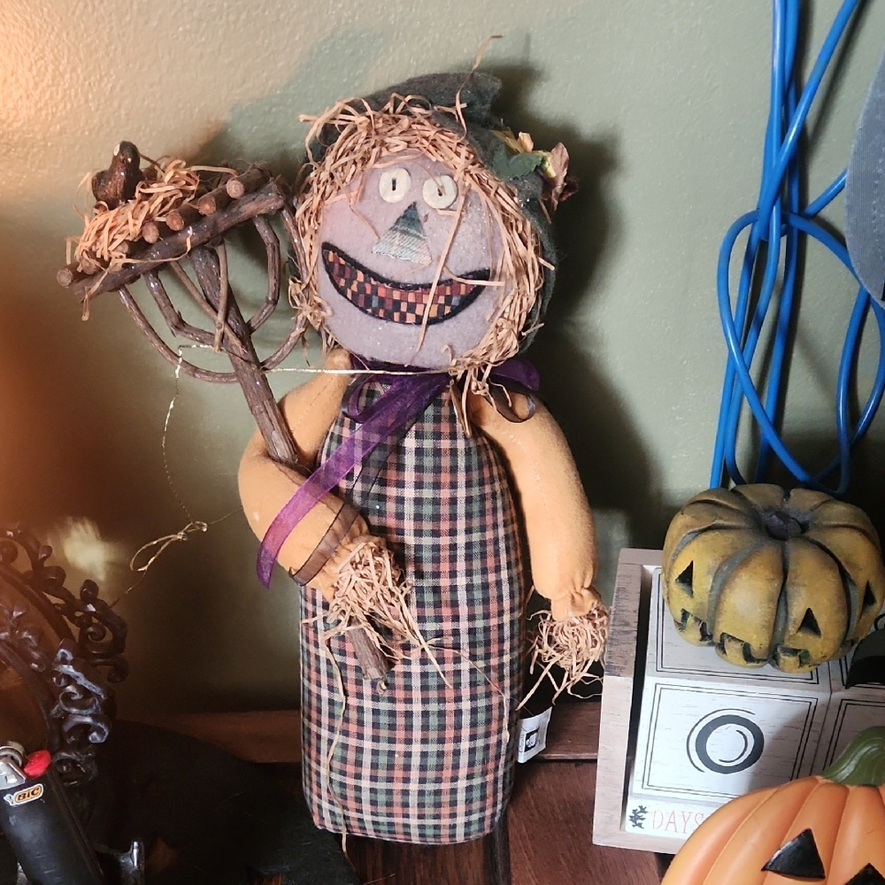 Plaid Scarecrow Doll with Stick - Multicolor
